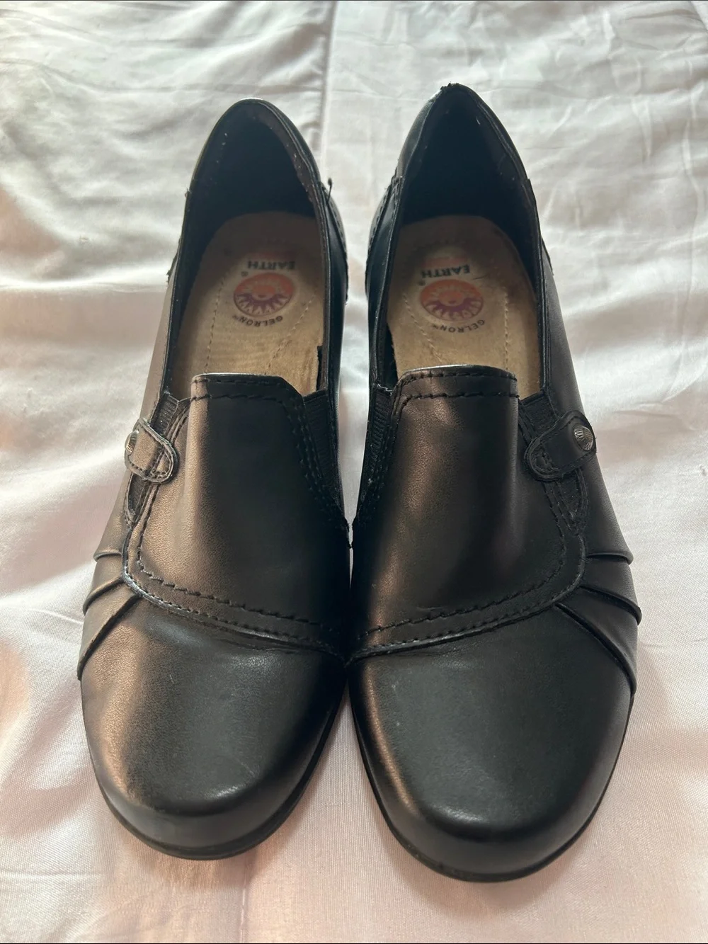 Earth Origins Black Slip-On Comfort Loafers for Women Size 7.5